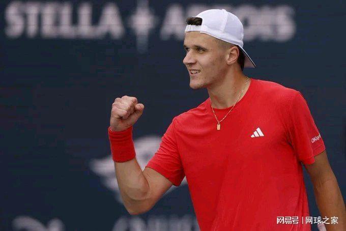 开云体育官方网站-门希克获捷克两网球奖项，诺斯科娃、西尼亚科娃也有收获