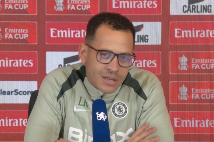 罗塞尼尔：我会一天24小时都工作 詹姆斯可以超越现在的水平