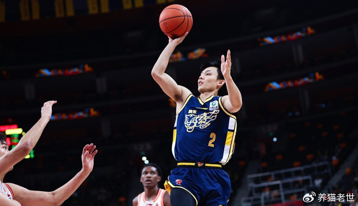 CBA积分榜最新排名出炉！广东险胜杀回第2：辽宁第8新疆第14|上海队|广东队|青岛队|联赛排名|上海男篮_新浪体育_新浪新闻