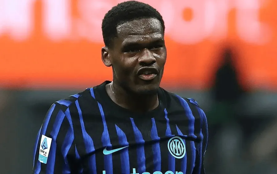 开云体育官方app-记者：邦尼小腿挛缩，最快周三或周四回归合练备战米兰德比