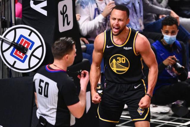 开云体育平台app-75秒3记三分击溃快艇 这赛季请别激怒史蒂芬·库里