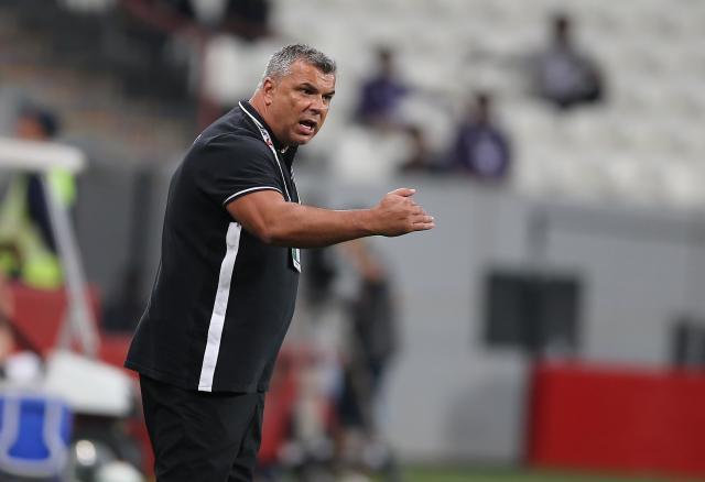 奥拉罗尤重返西亚执教 签约国足“隔壁”新合同两年