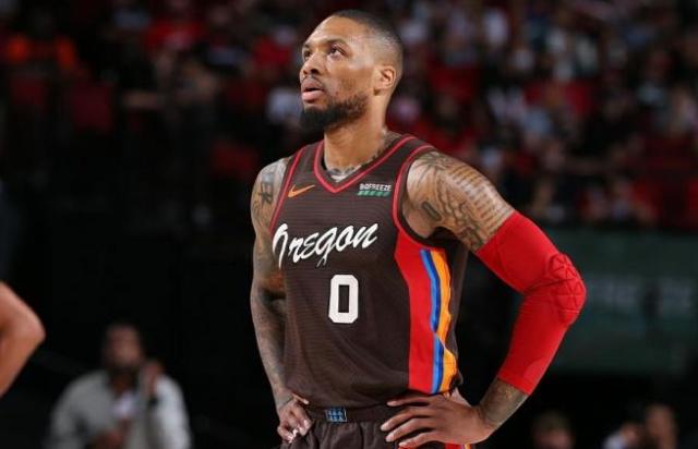 开云体育app-新帅搅乱进攻体系？利拉德：相信自己能重回正轨