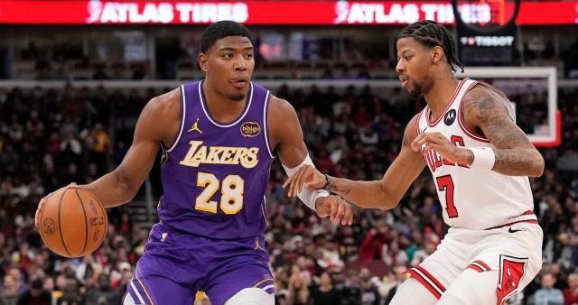 开云体育app-八村垒满血复活轰23分！无愧詹皇东契奇绝配