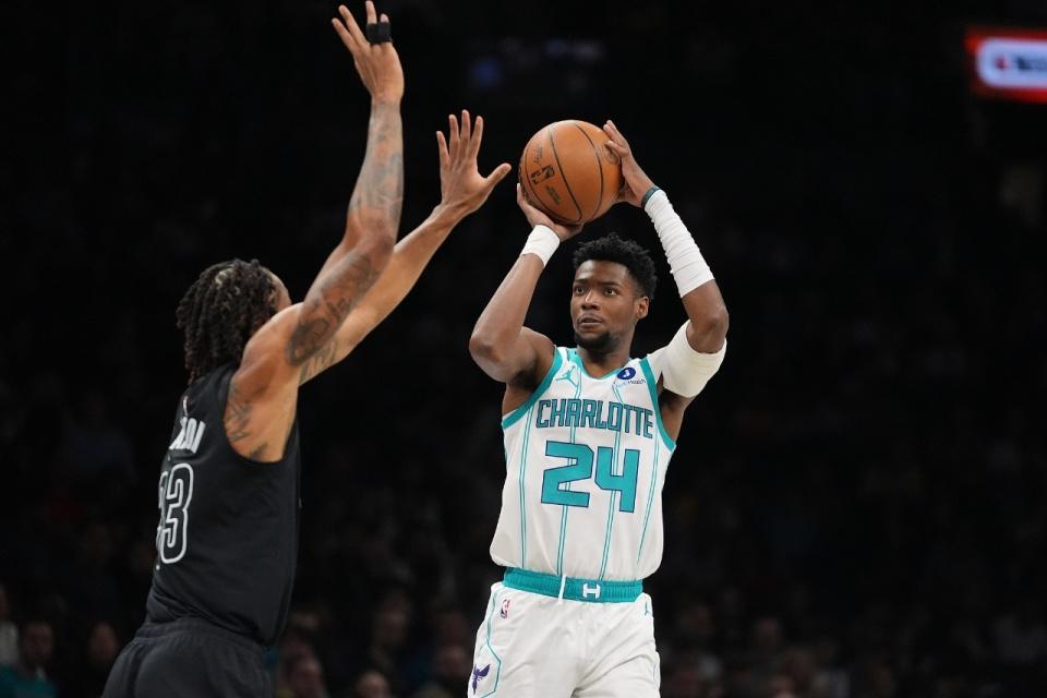 开云体育app-达成40胜！黄蜂6人上双31分大胜篮网 米勒25分三球准三双