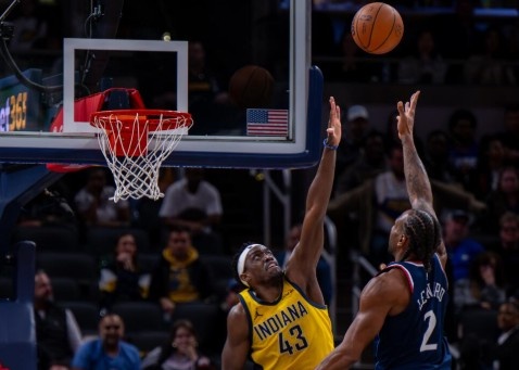 开云体育官方网站-湖人掘金火箭绿军快船，关键时刻的选项